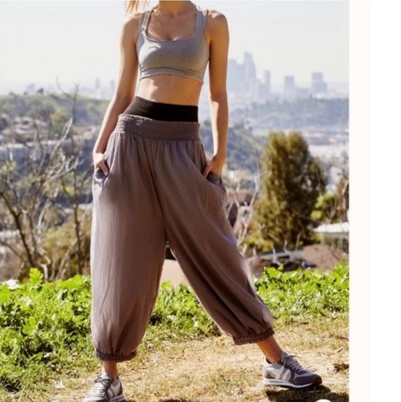 NWT Free People Sashay My Way Solid Jogger Pants - Picture 6 of 12